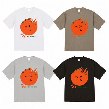 HINACALM Hinatabokko Graphic Tee