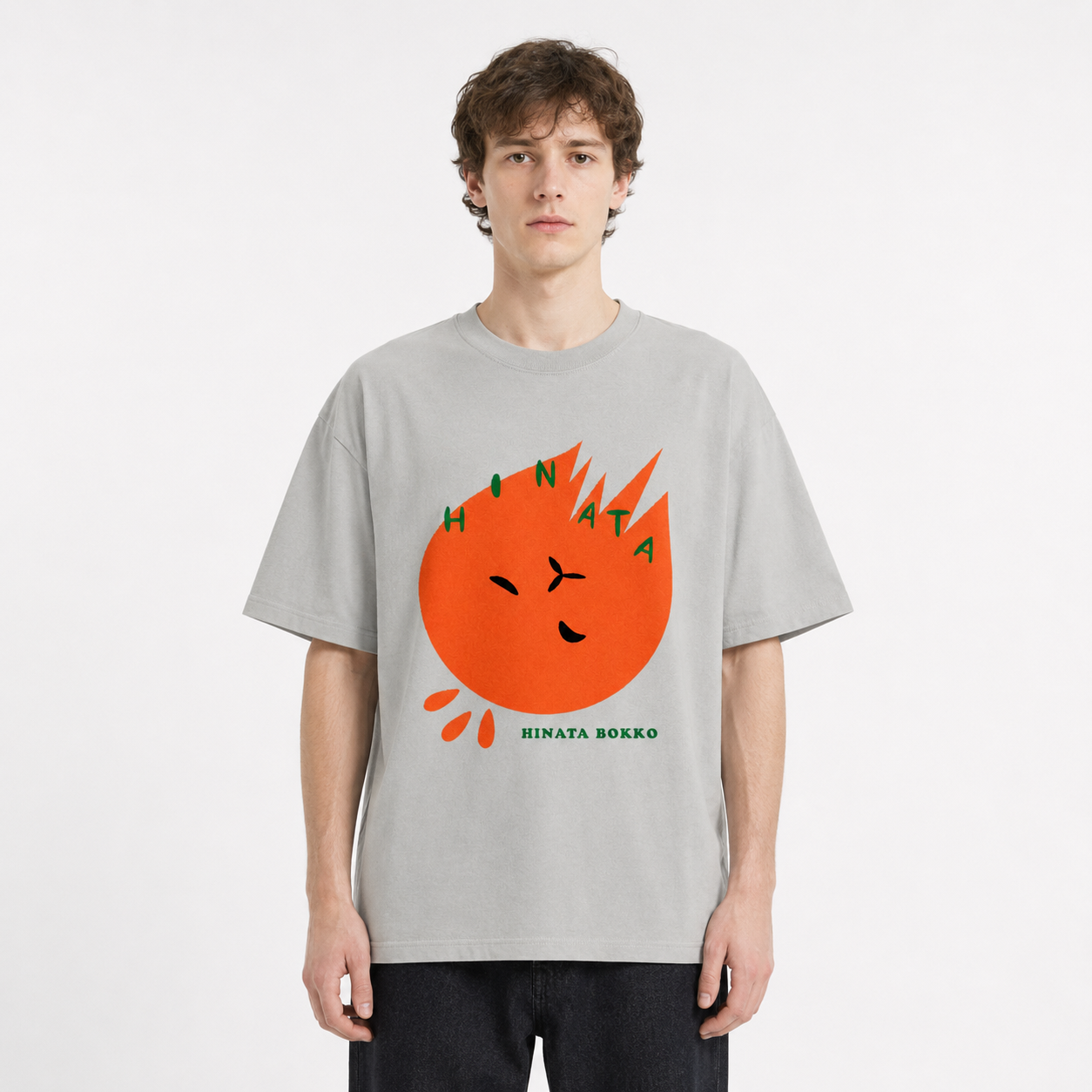 HINACALM Hinatabokko Graphic Tee