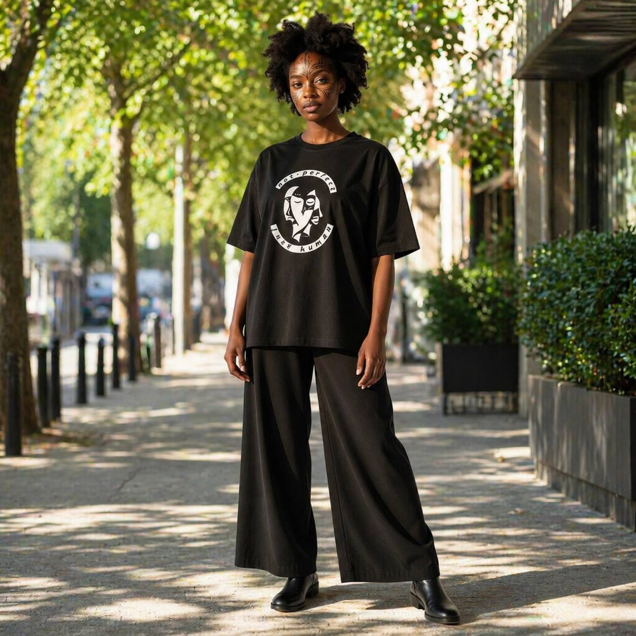 FACE – CALM HUMAN T-Shirt
